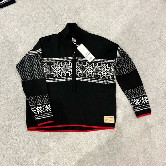 Dale of Norway Sweaters - Brand New Elis women’s Dale of Norway sweater
